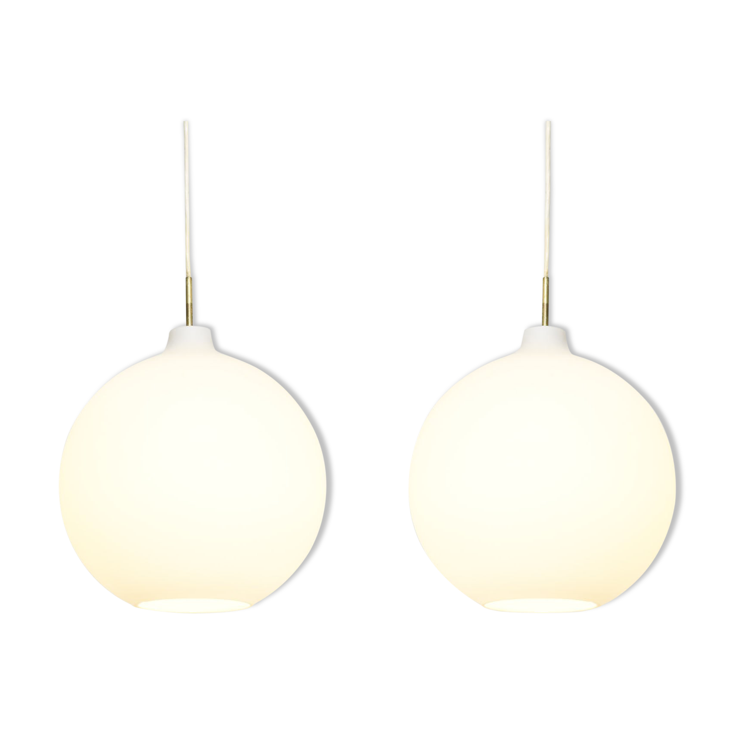 Set of two suspensions of Vilhelm also by Louis Poulsen