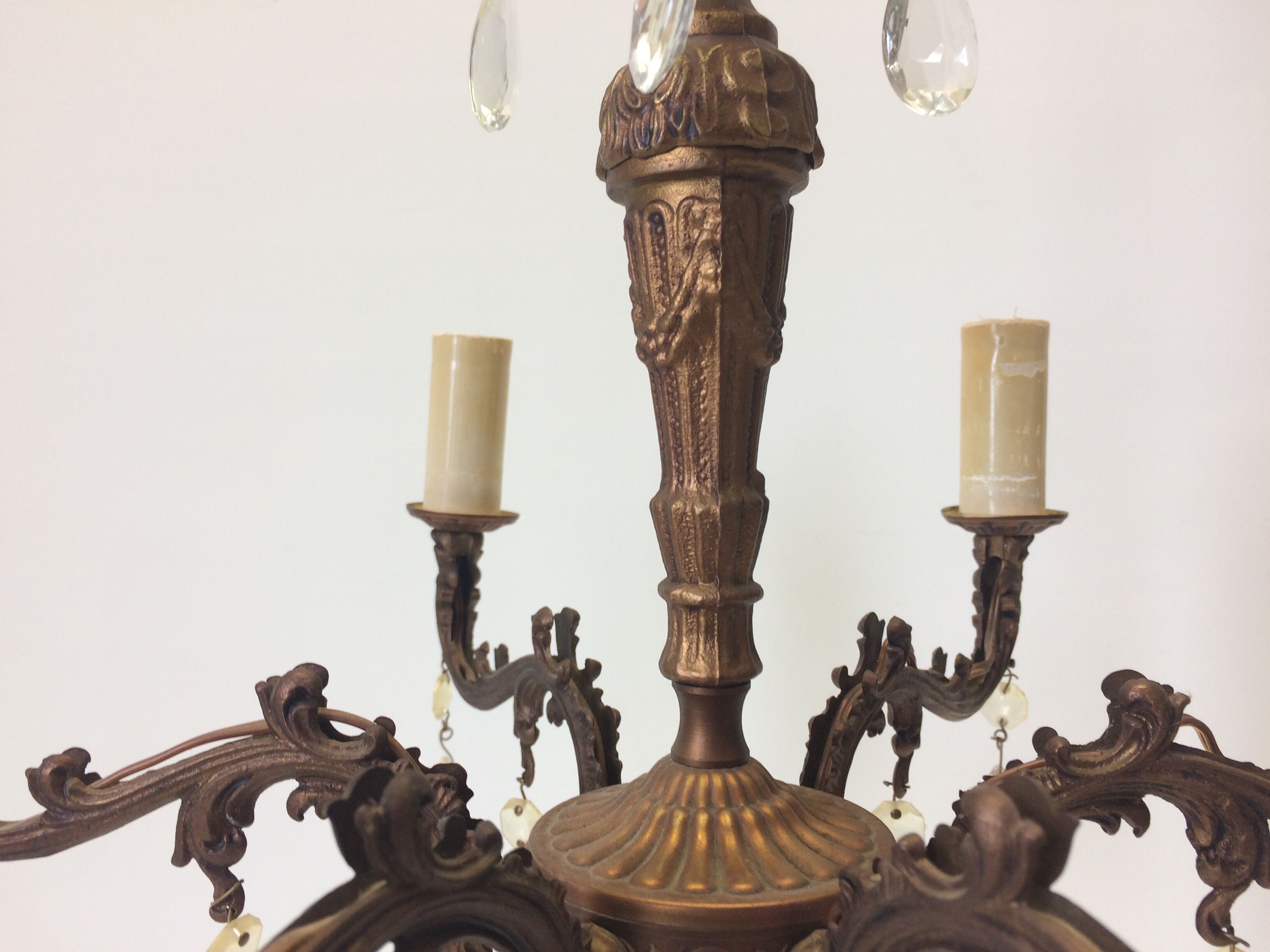 Chandelier 6 lights brass and glass pendants