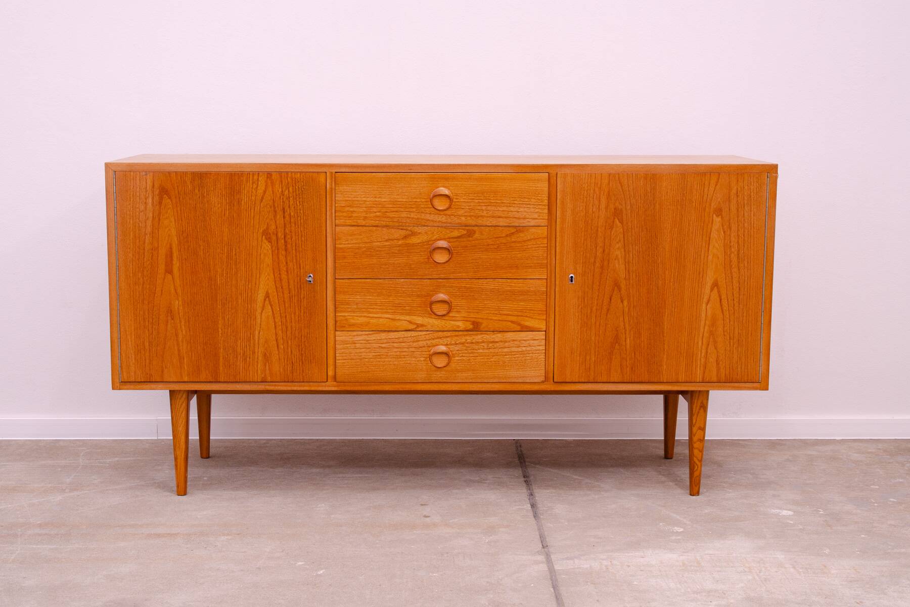 Buffet de style scandinave entièrement restauré par Sedláček & Vyčítal, Tchécoslovaquie, années 1960