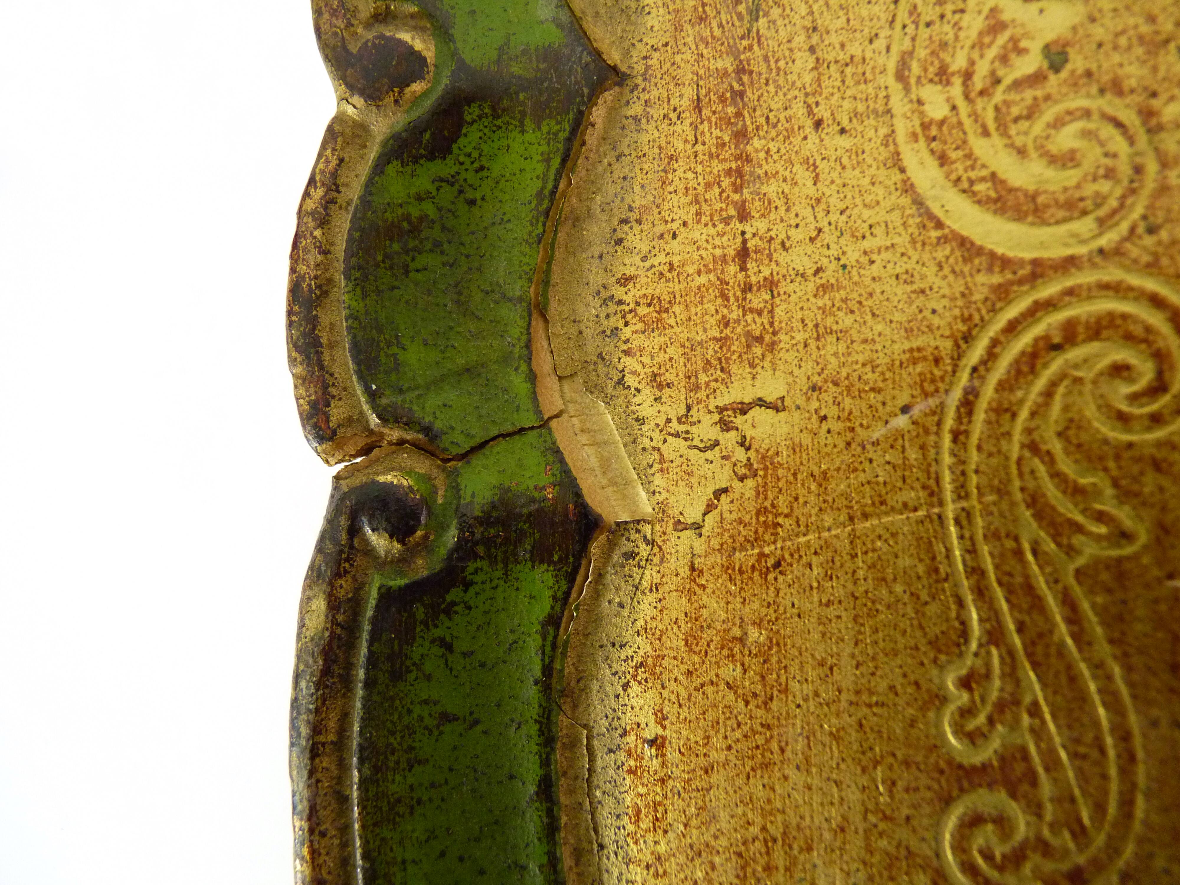 Hand-painted green and gold Florentine tray. Vintage 1950
