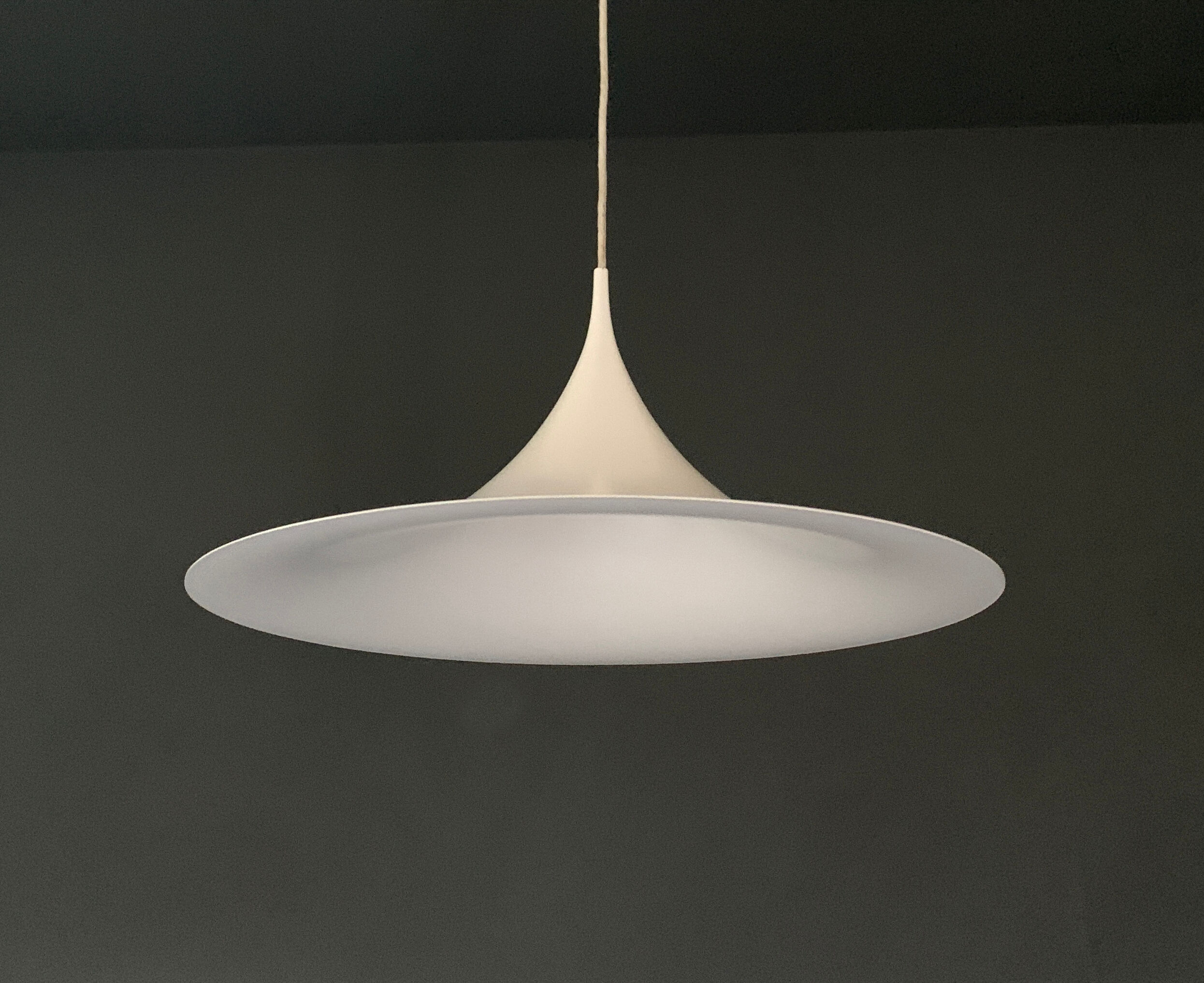 Lampshade "trumpet" Scandinavia 70s