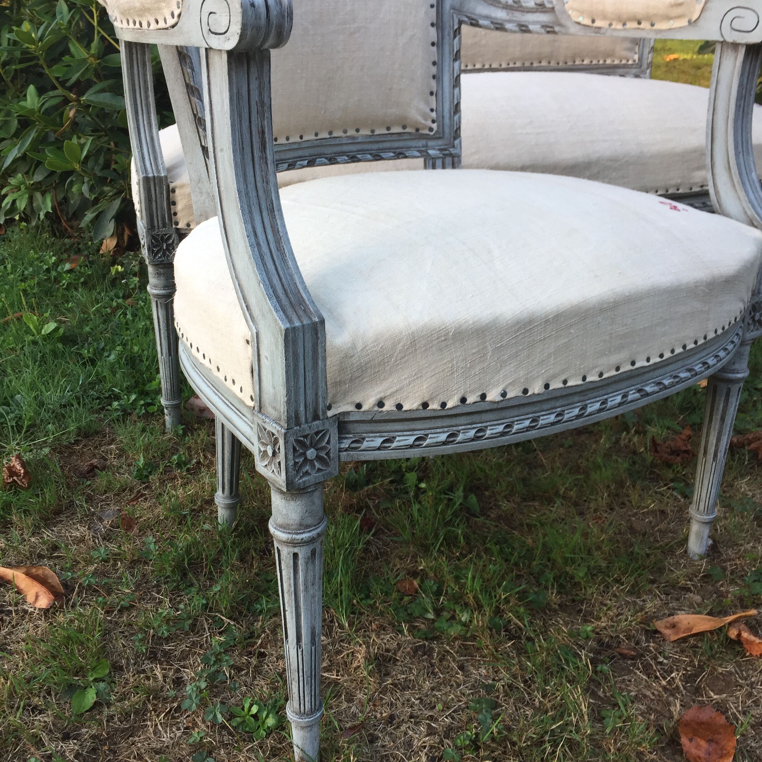 Armchair Cabriolet old Louis XVI style completely renovated