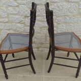 2 chaises cannées en bois de qualité