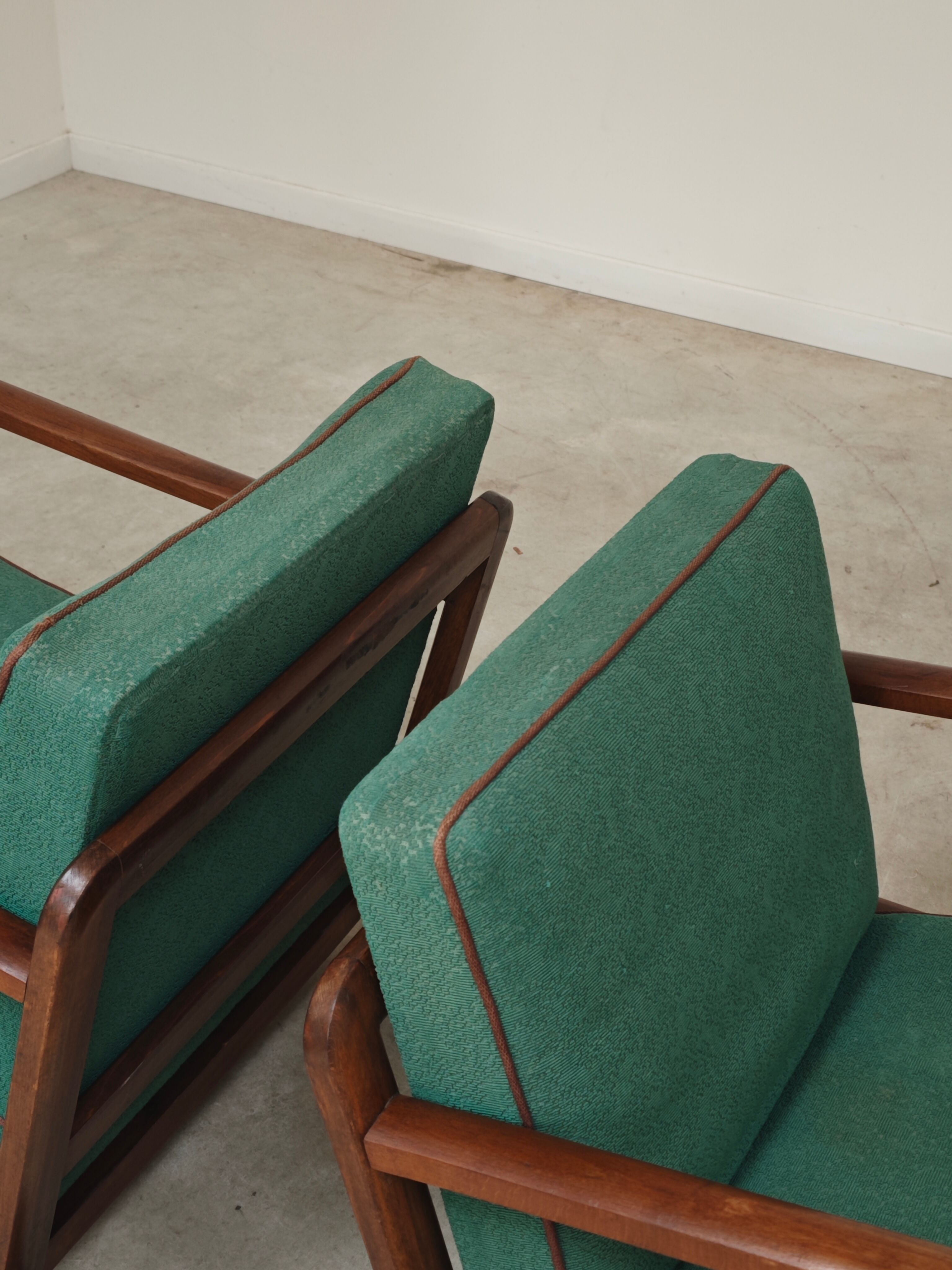 Paire de fauteuils Art déco vert par Jindrich Halabala, Prague 1930