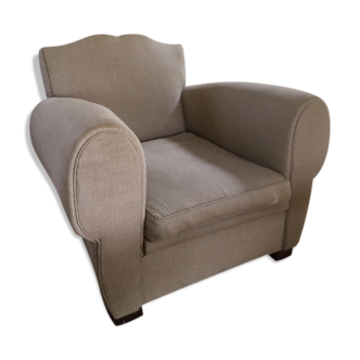 Club armchair in grey linen