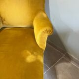 Golden velvet daybed