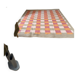 Jute rug with pink and orange patterns Matias Moellenbach