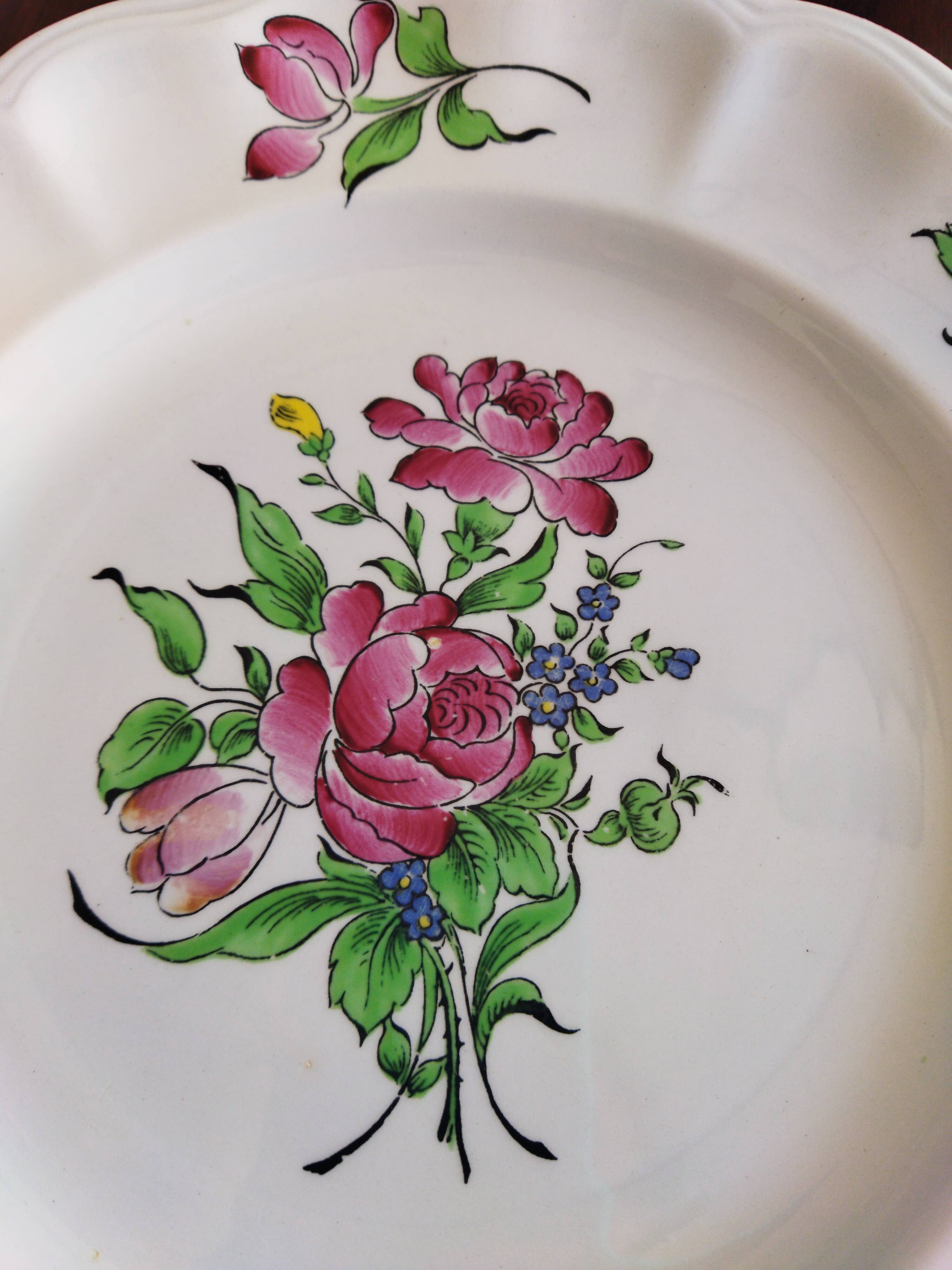 4 assiettes plates "Réverbère fin" KG Lunéville