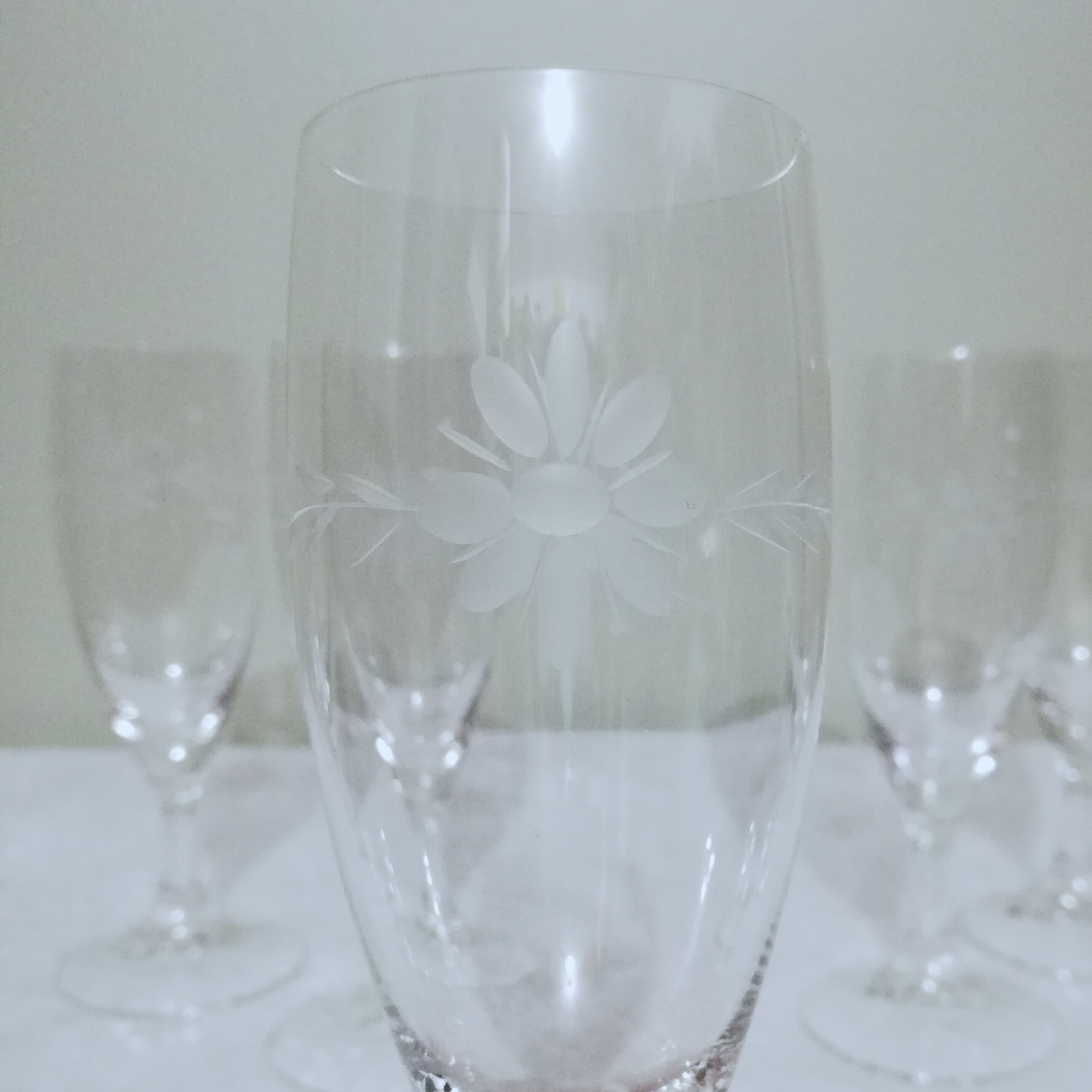 5 crystal champagne flutes
