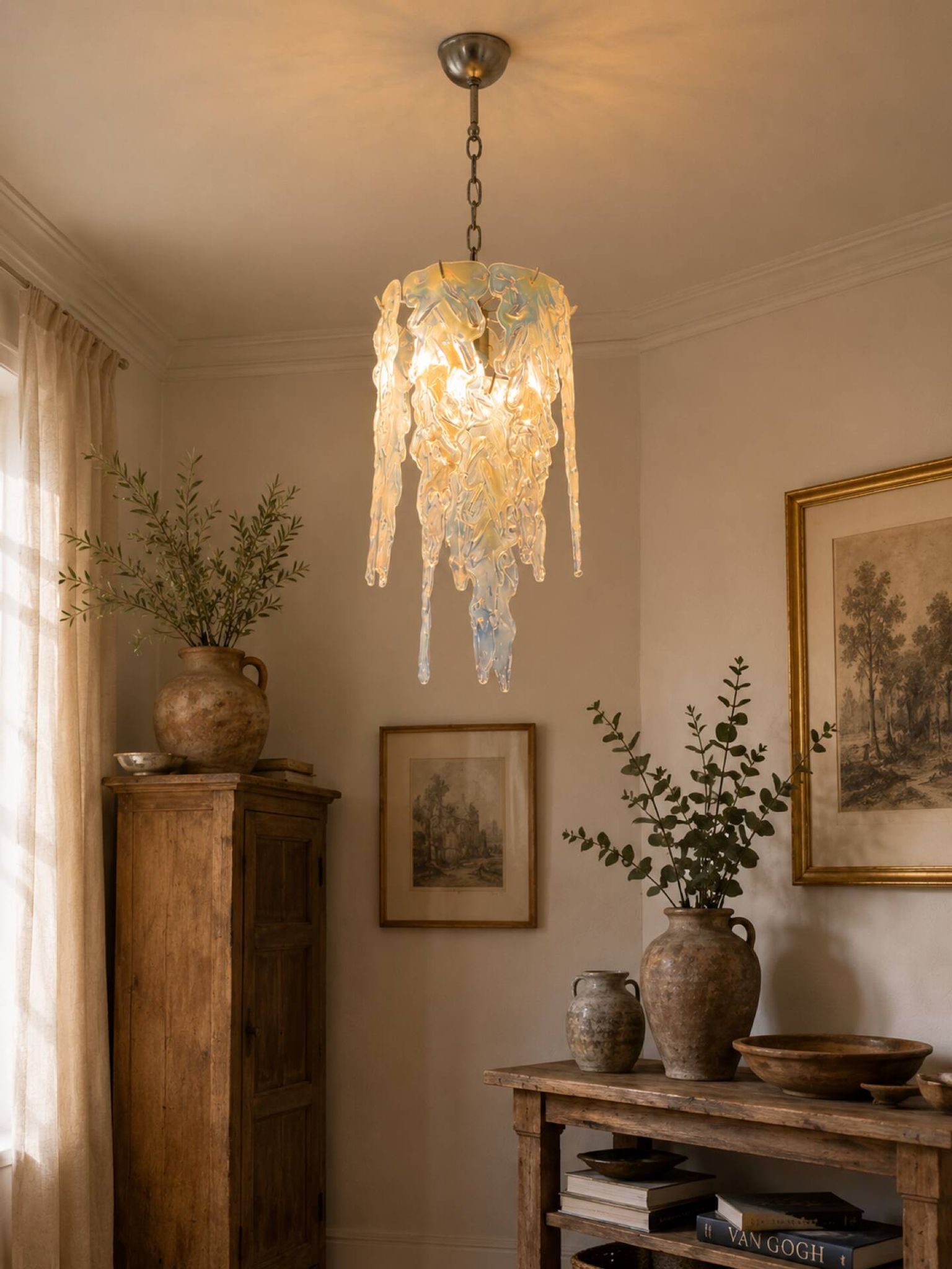 Important lustre Murano attributed to Mazzega, stalactite glass, Italy.