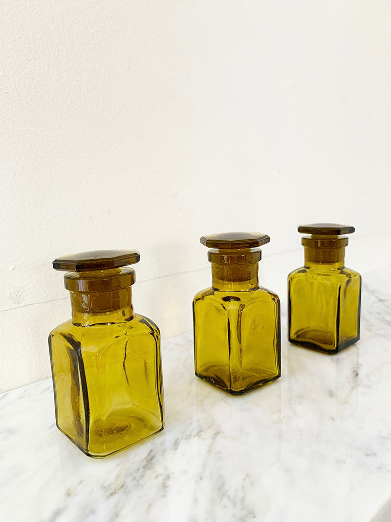 Set of 3 glass vials