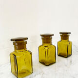 Set of 3 glass vials