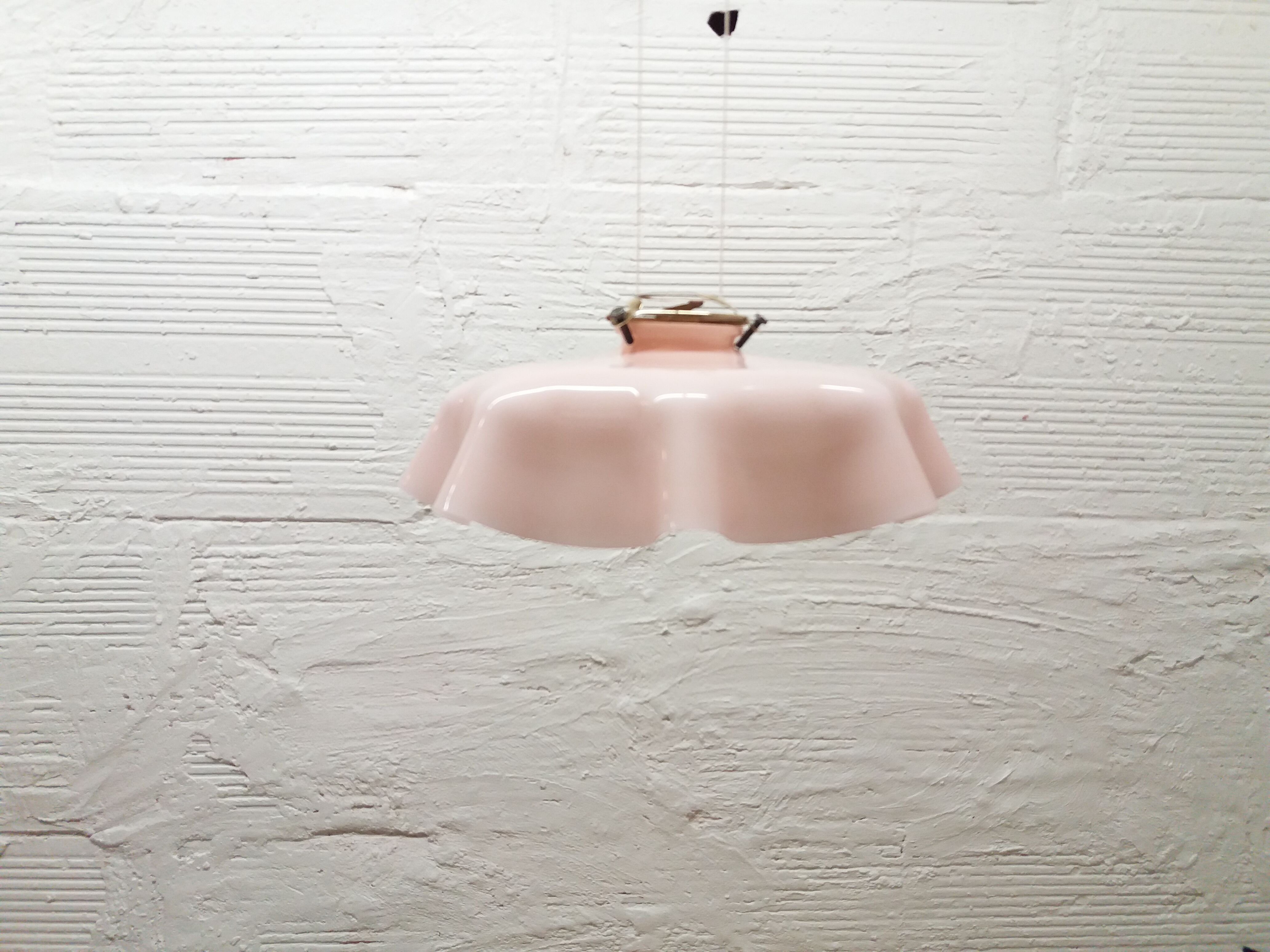 Suspension opaline rose poudré