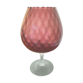 Vase on purple foot