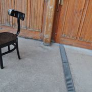 Pair of black Art Deco chairs in wood by Lajos Kozma, Szék és Faárugyár, 1920s
