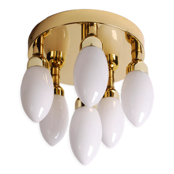 Plafonnier spoutnik encastré, en laiton atomique avec six globes en forme de cône opalin, années 1970