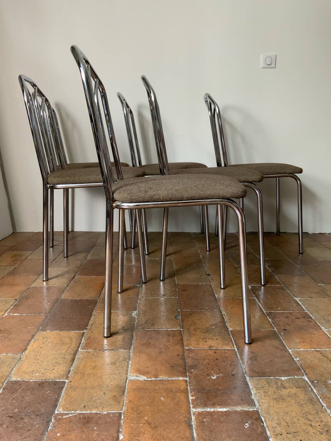 6 chrome metal chairs