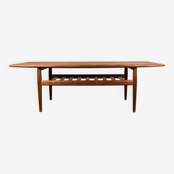 Grande table basse Danoise en Teck, deux niveaux, par Grete Jalk pour Glostrup Mobelfabrik.