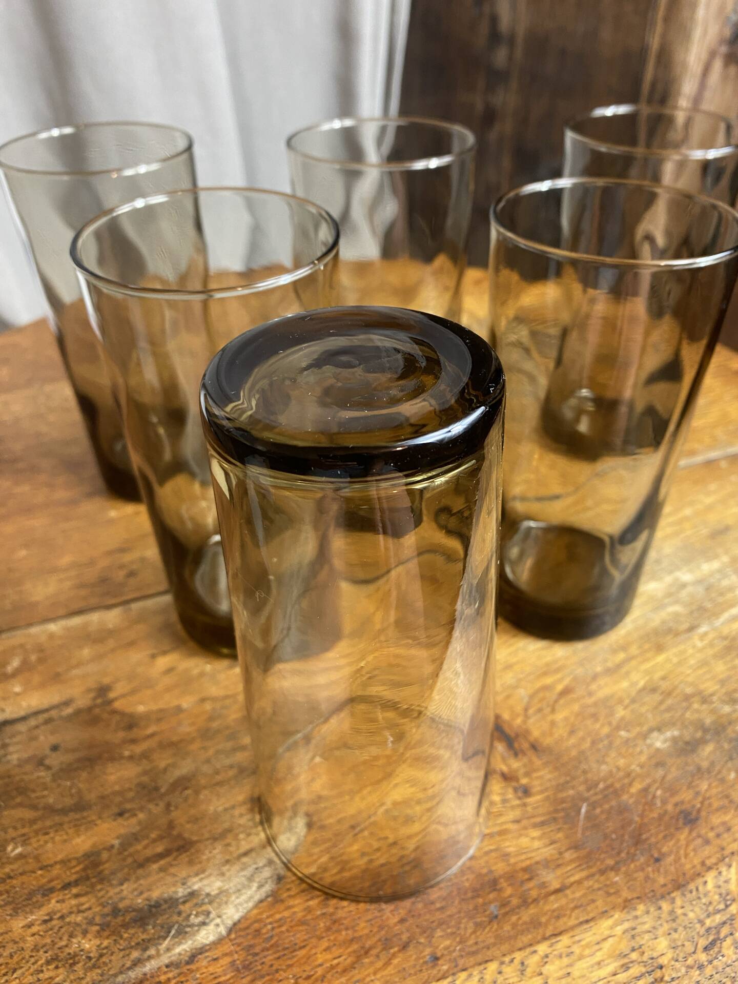 6 verres à eau en verre brun fumé, années 70