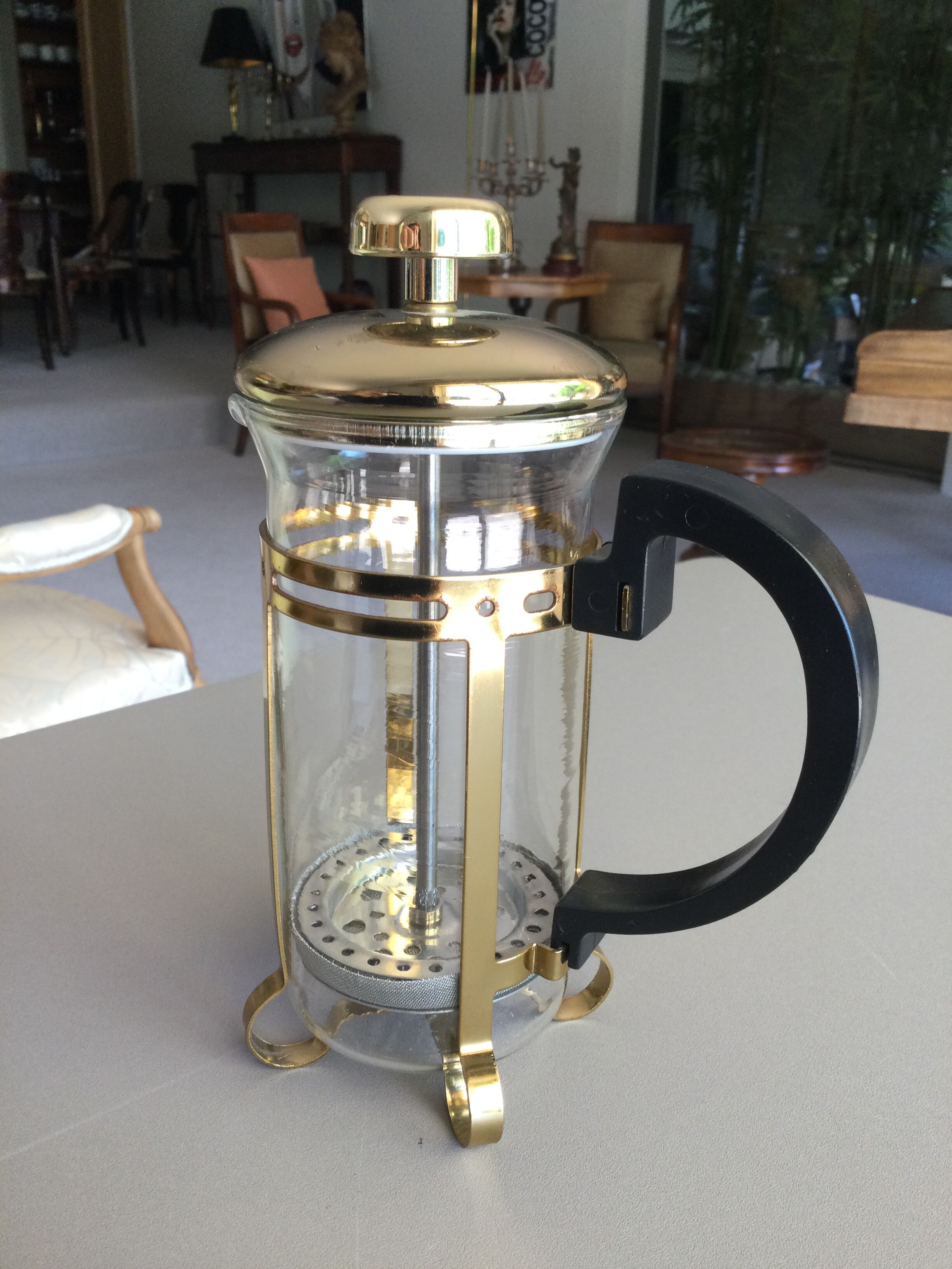 small bodum coffee maker with piston