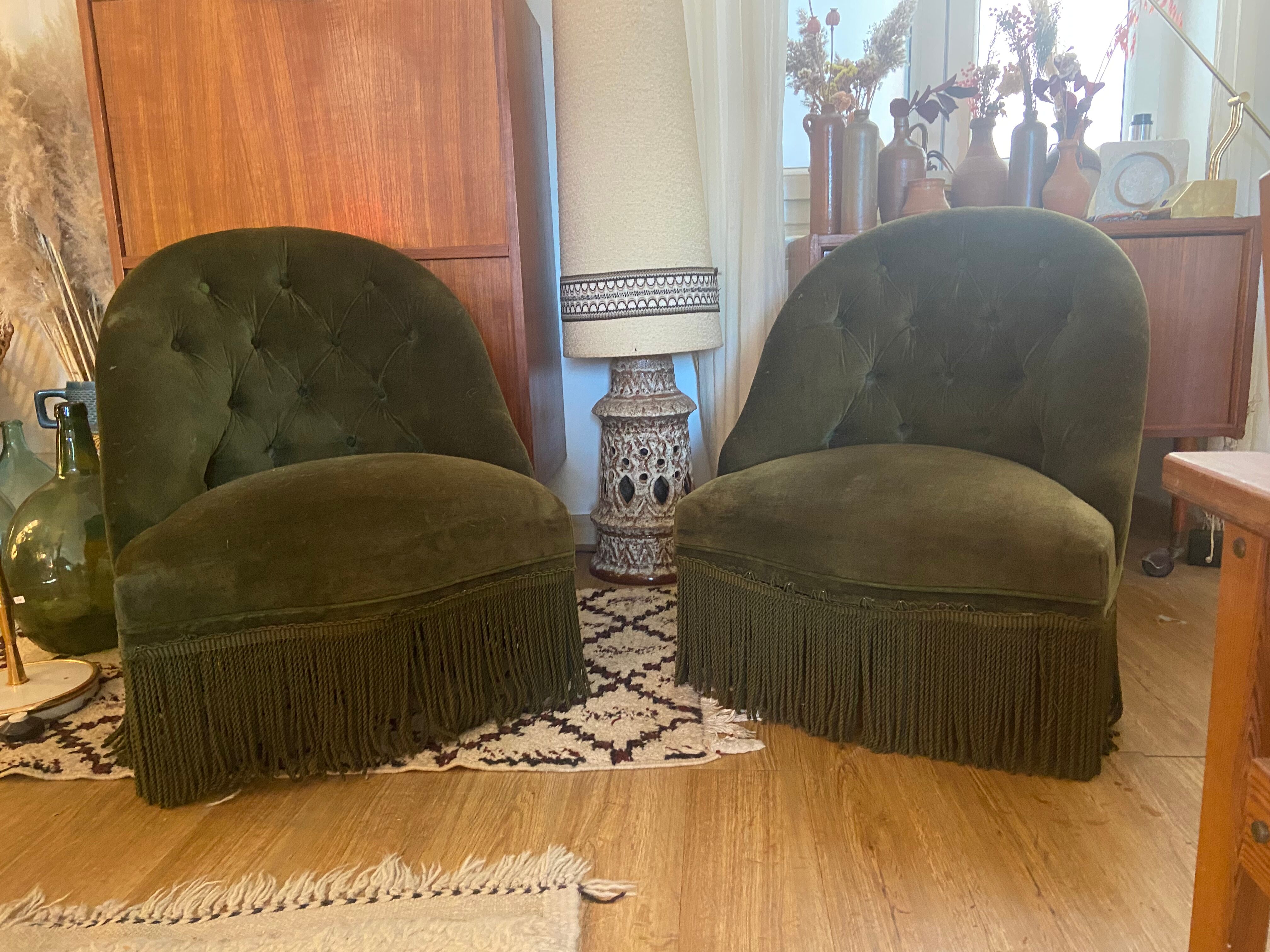 Pair of vintage toad armchairs