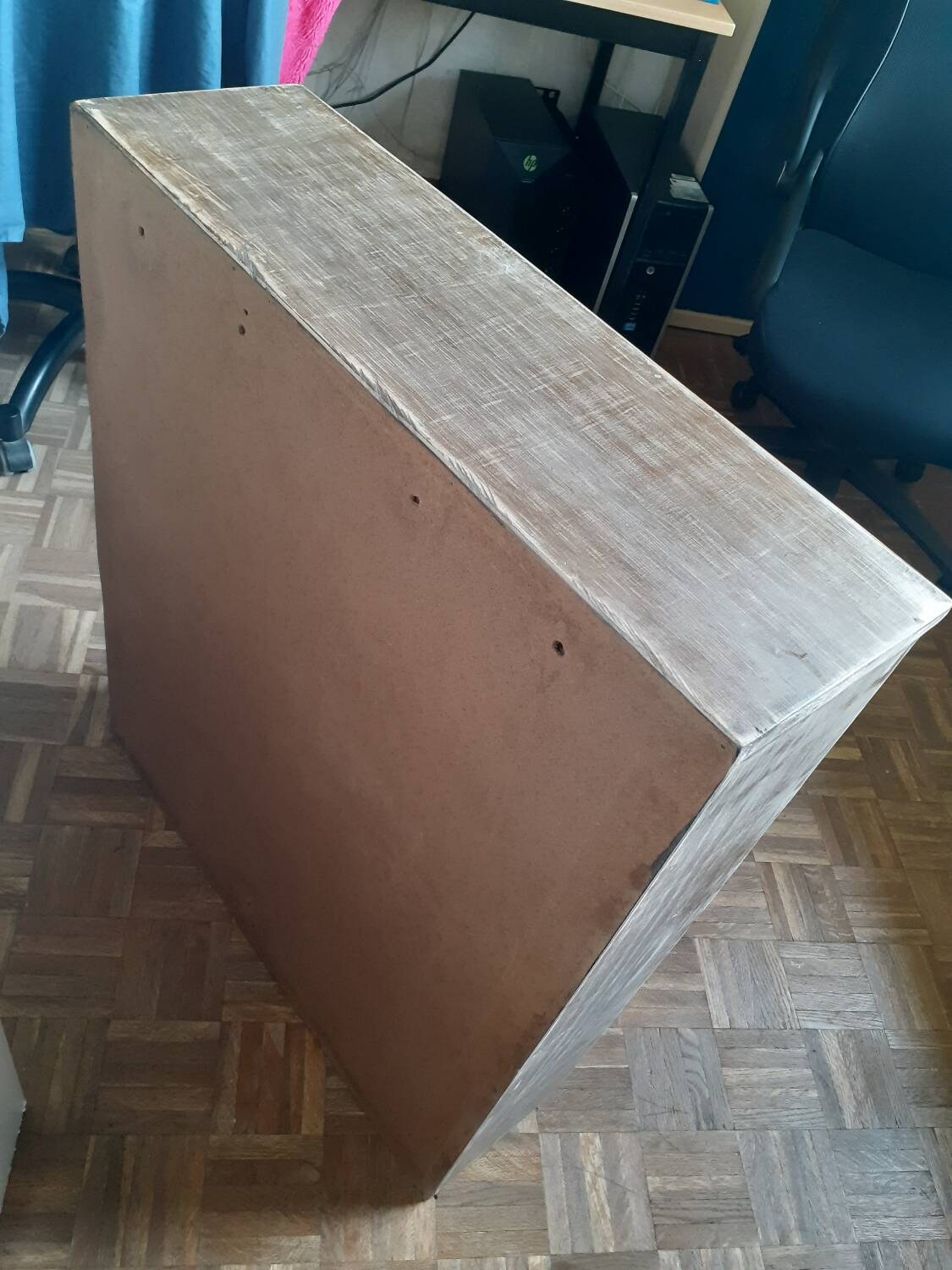 Petit meuble