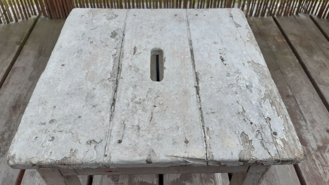 Patinated workshop stool 1930