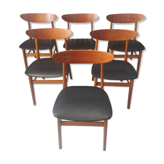 Suite of 6 chairs n°210 in teak Farstrup Mobel