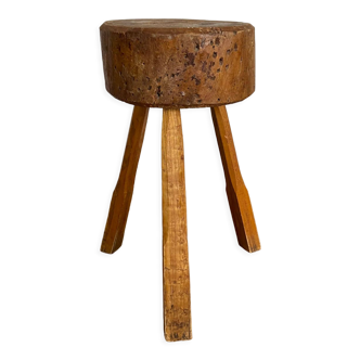 Brutalist stool tripod