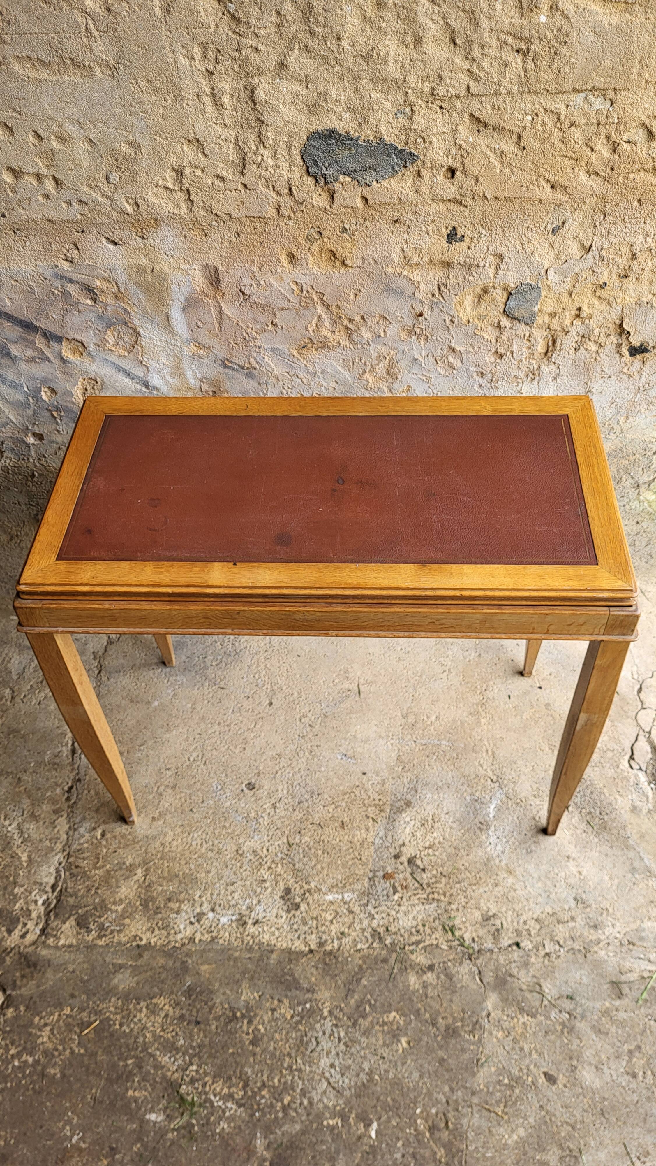 Art Deco games table