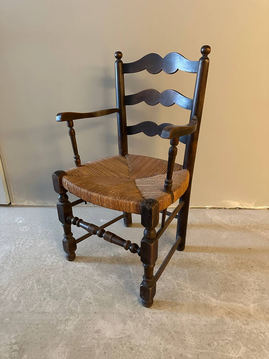 Provencal straw armchair