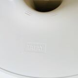 Stool with iconic design and tulip base, published by Tatay.