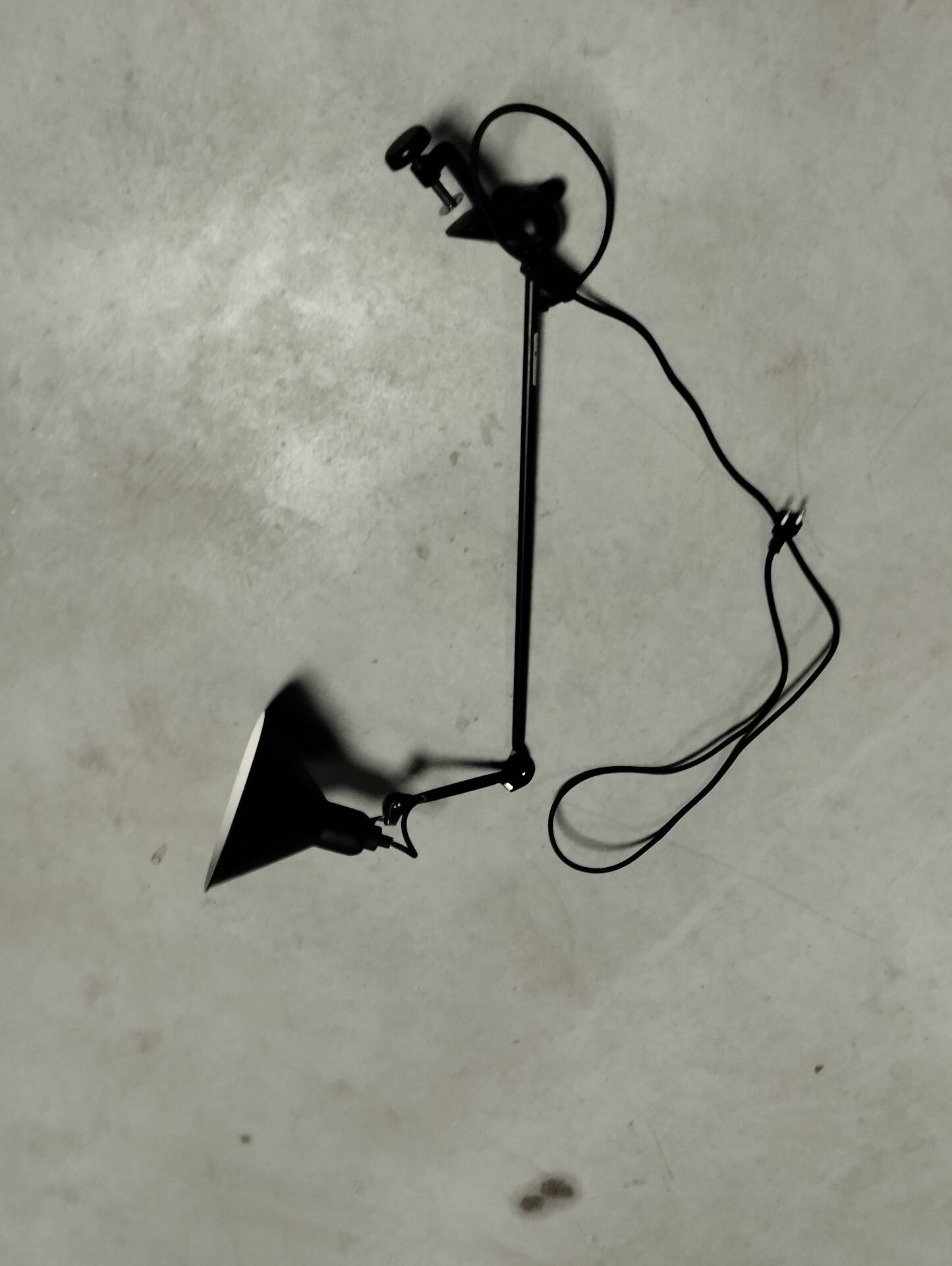 DCW edition lamp