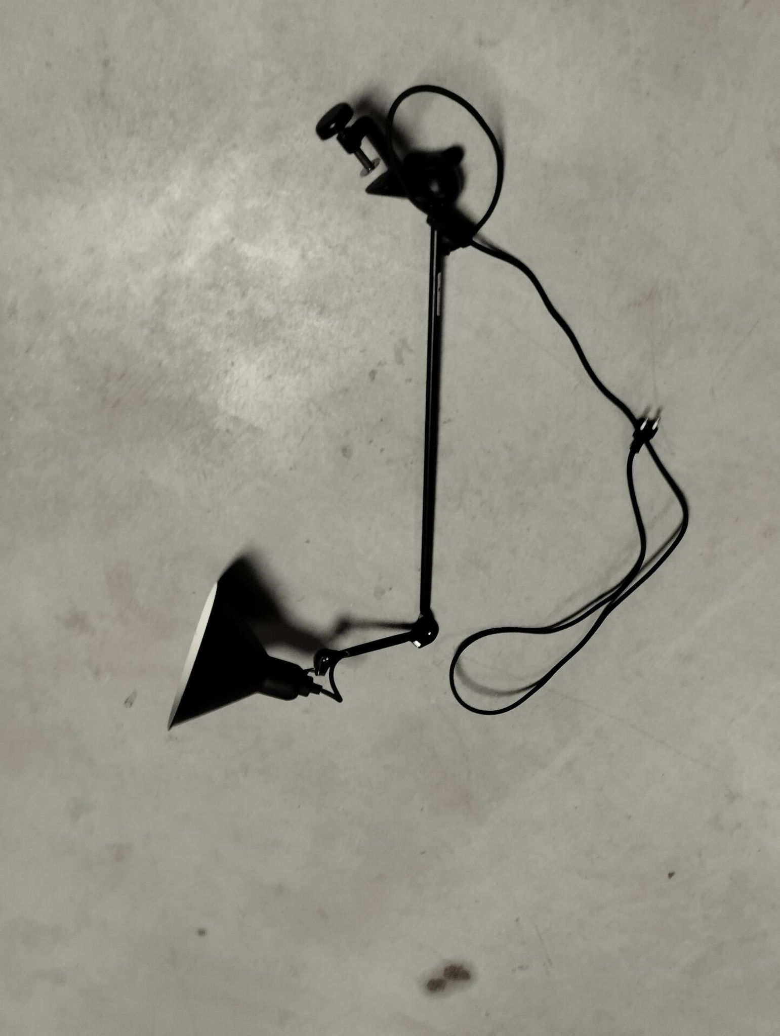 DCW edition lamp