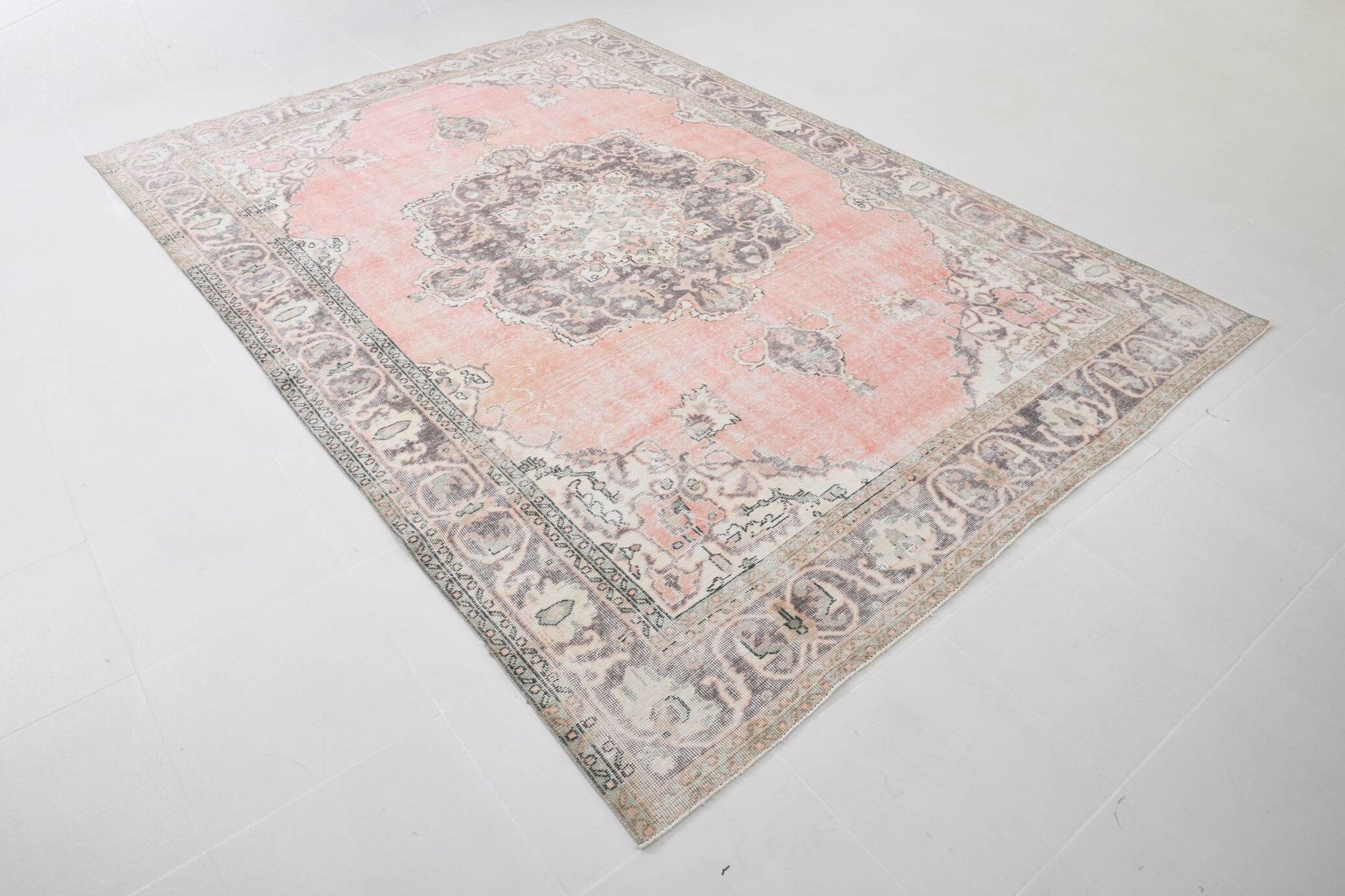 7x10 Vintage Salmon Pink Classic Madallion Turkish Rug, 219x314Cm