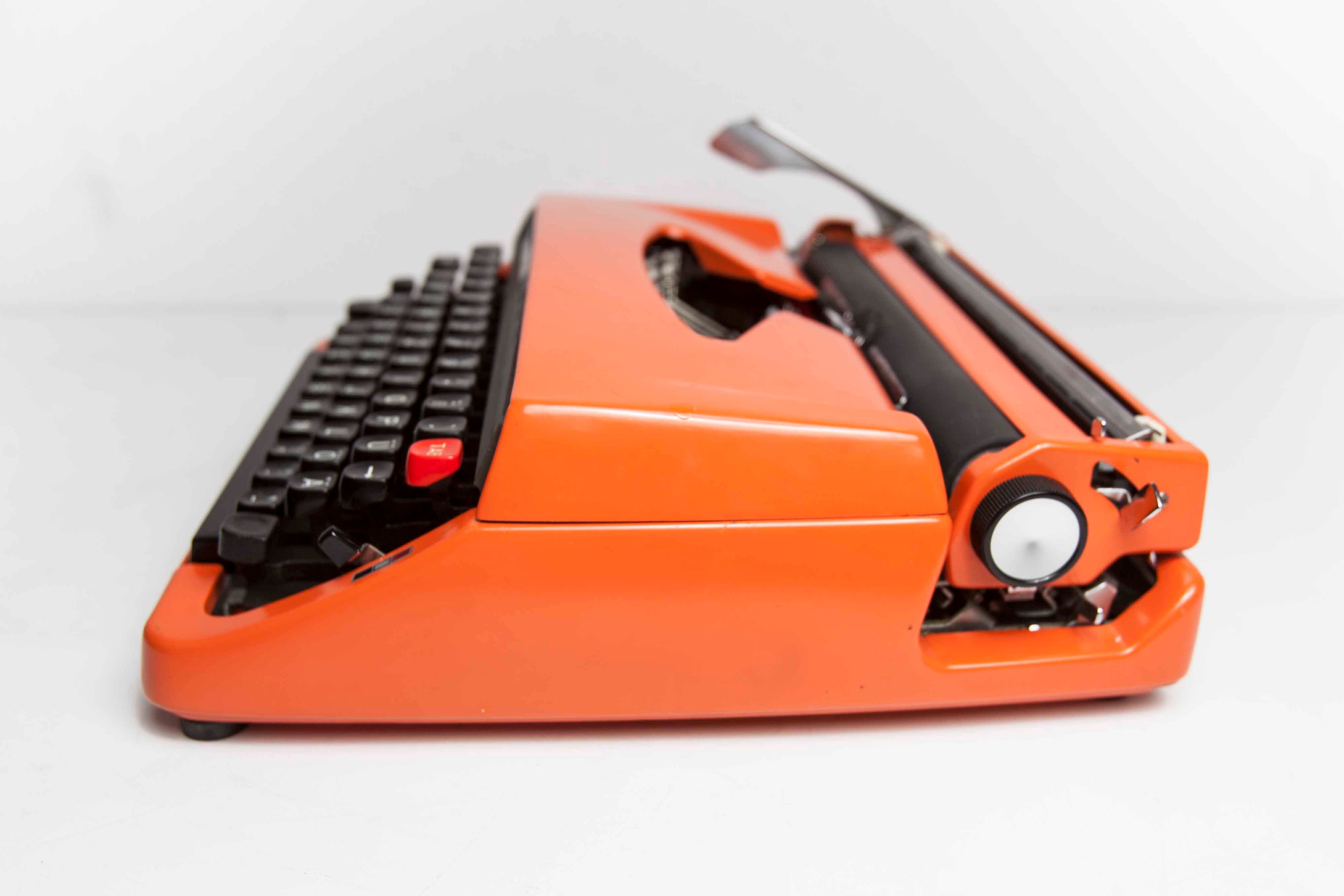 Machine à écrire brother de luxe 879 révisée et ruban neuf qwertz