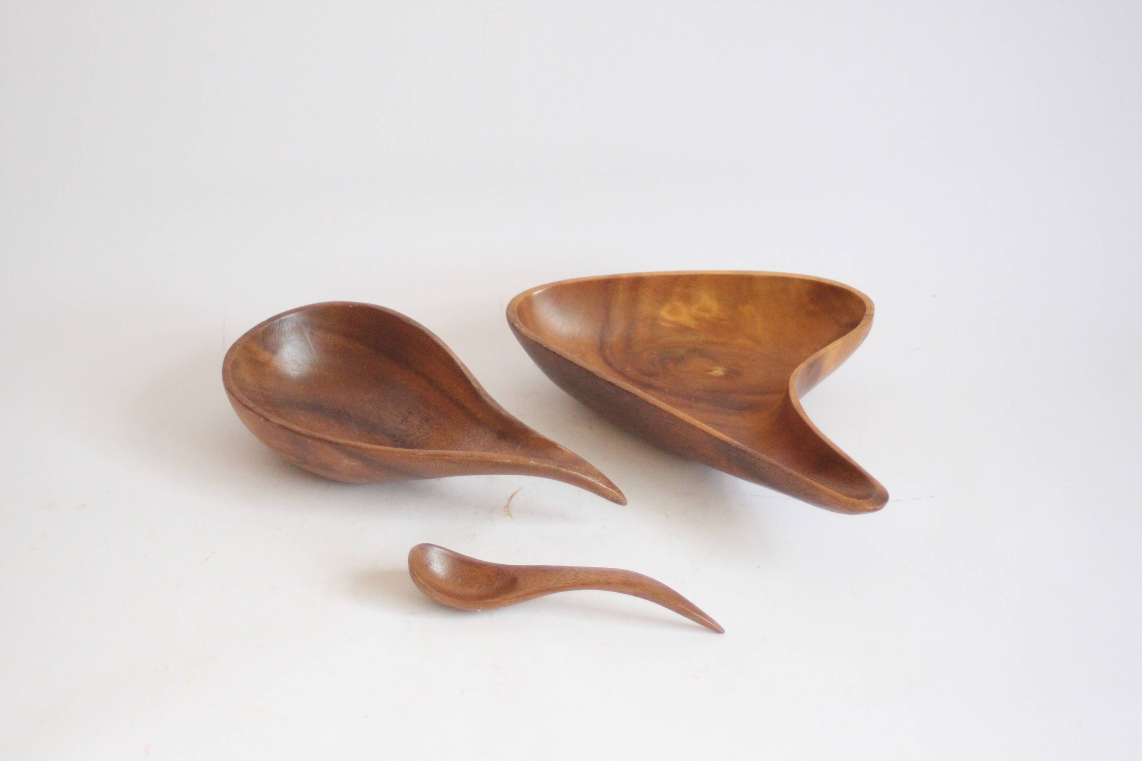 Bols en bois, lot de trois