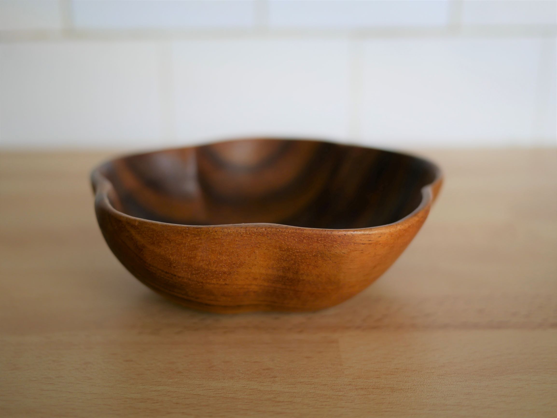 Dish teak