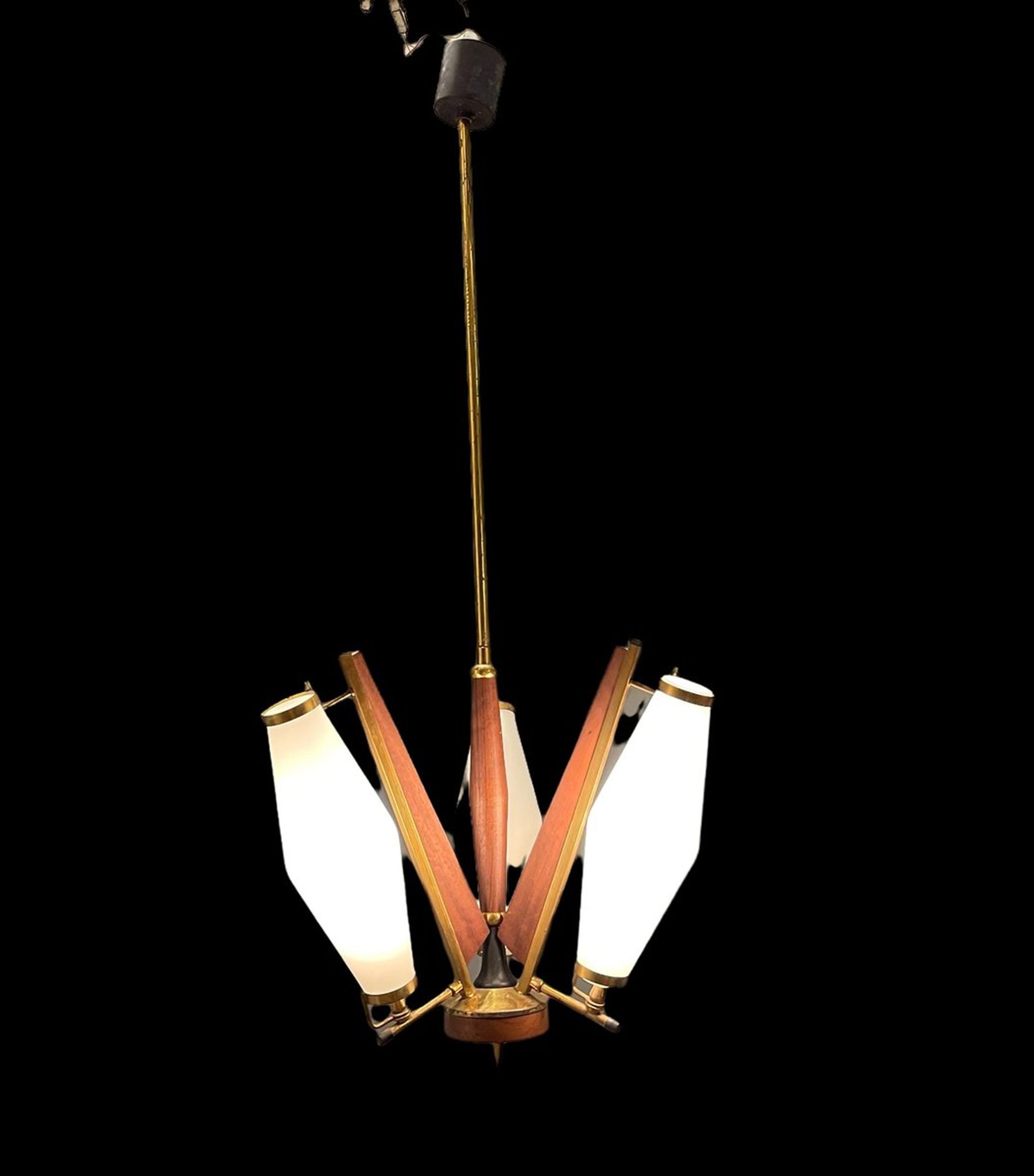 Suspension italien en verre opalin des années 1950