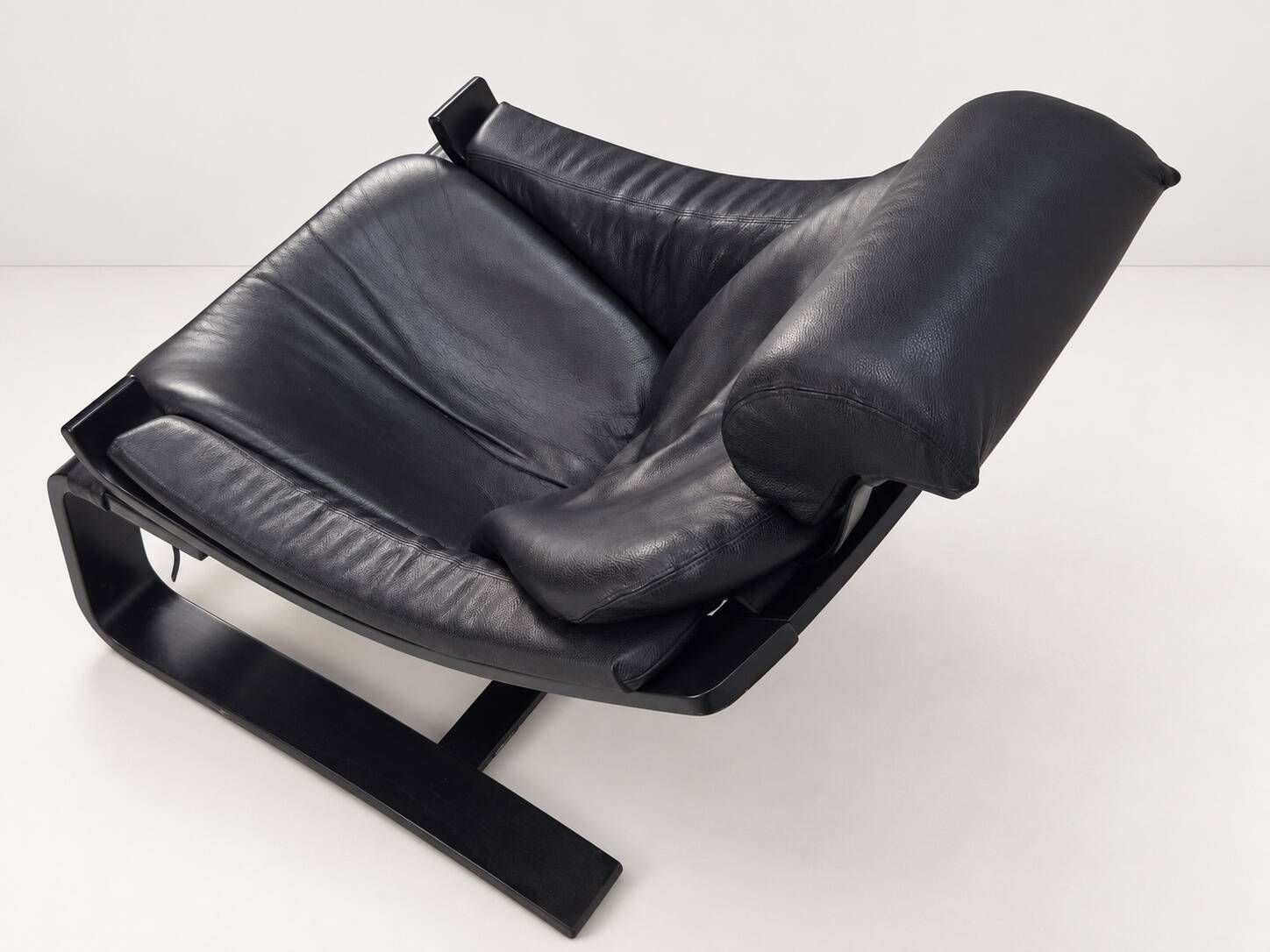 Kroken Armchair in Black Leather by Ake Fribytter for Roche Bobois