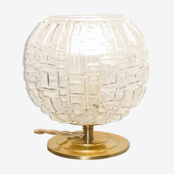 Paire de Lampes à poser globe vintage en verre ciselé