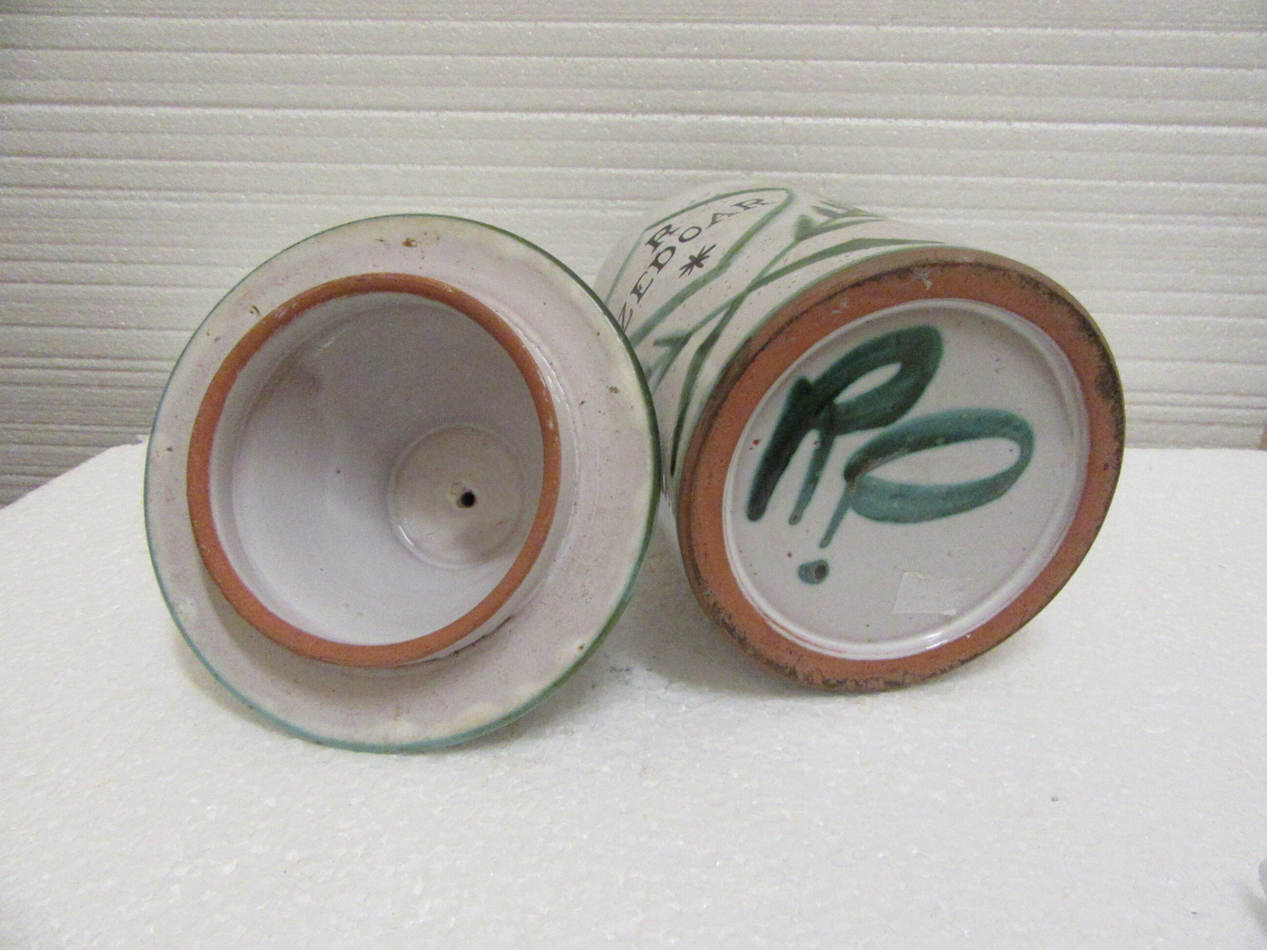 René Picault pharmacy pot