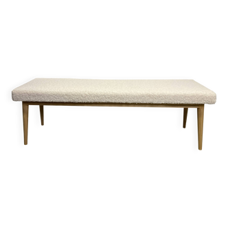 Scandinavian bench