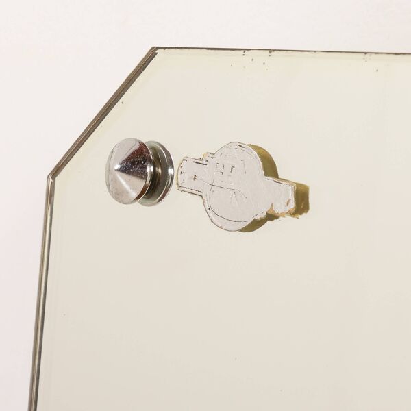 Coiffeuse scandinave des années 60 avec miroir réglable.