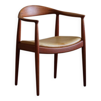 Hans J. Wegner, Teak and leather armchair, model "The Chair" JH501, 1950s