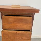 Desk with tapered feet