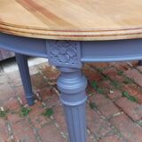 Roundtable with extension cords