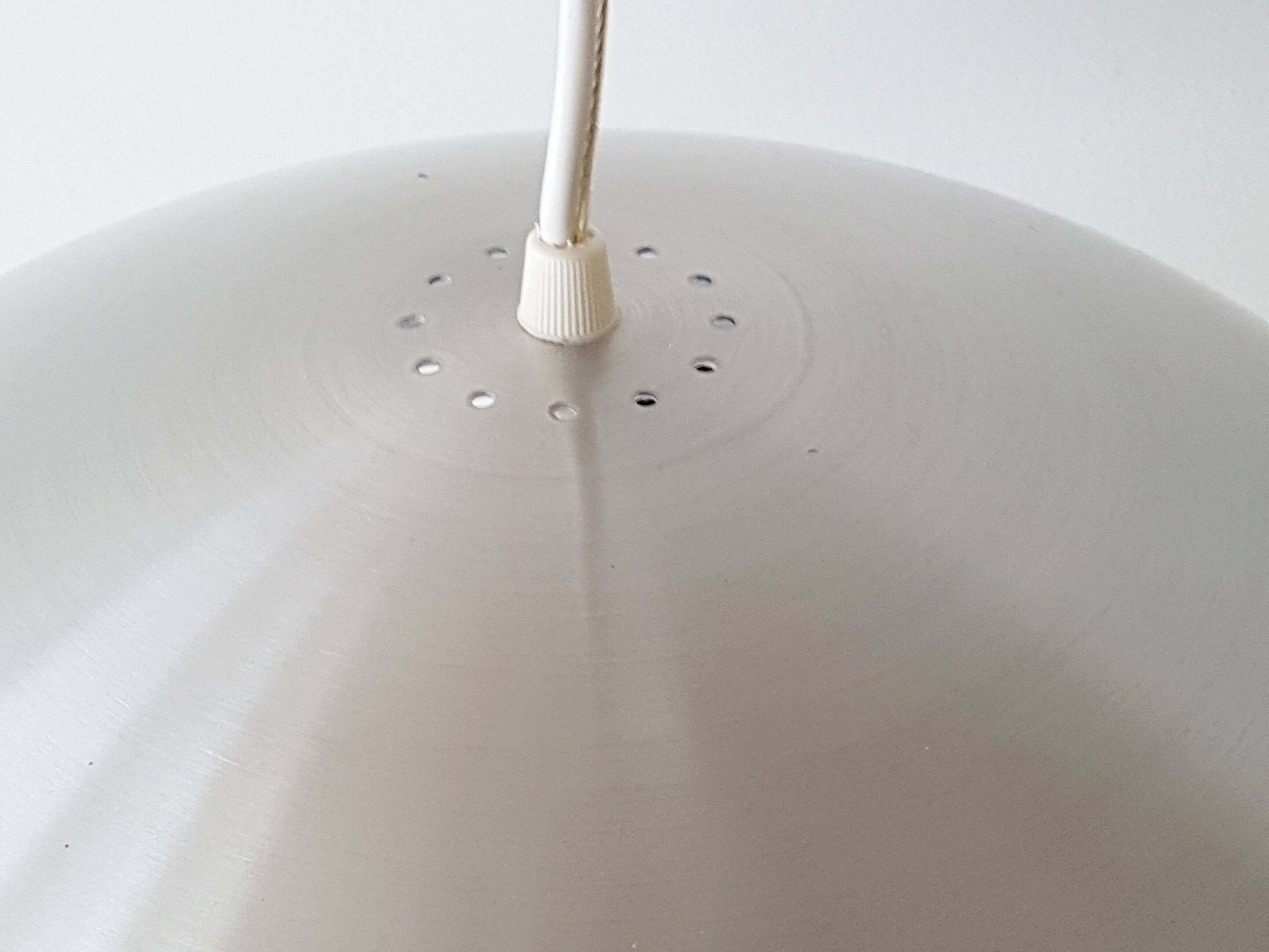 Set of 6 RS50 hanging planters by Poul Cadovius for Royal System.