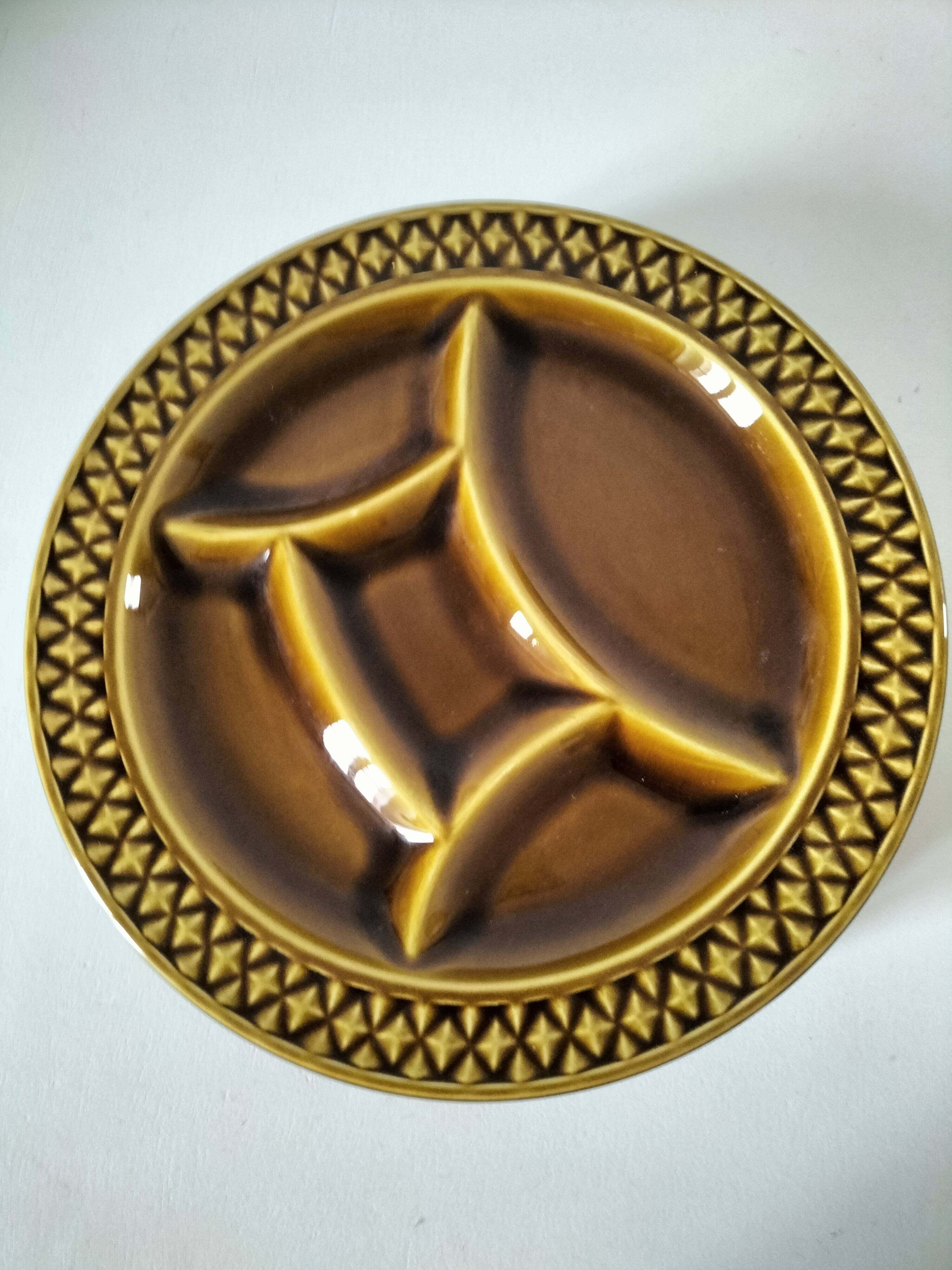 Ensemble de 4 assiettes compartimentées Digoin Sarreguemines