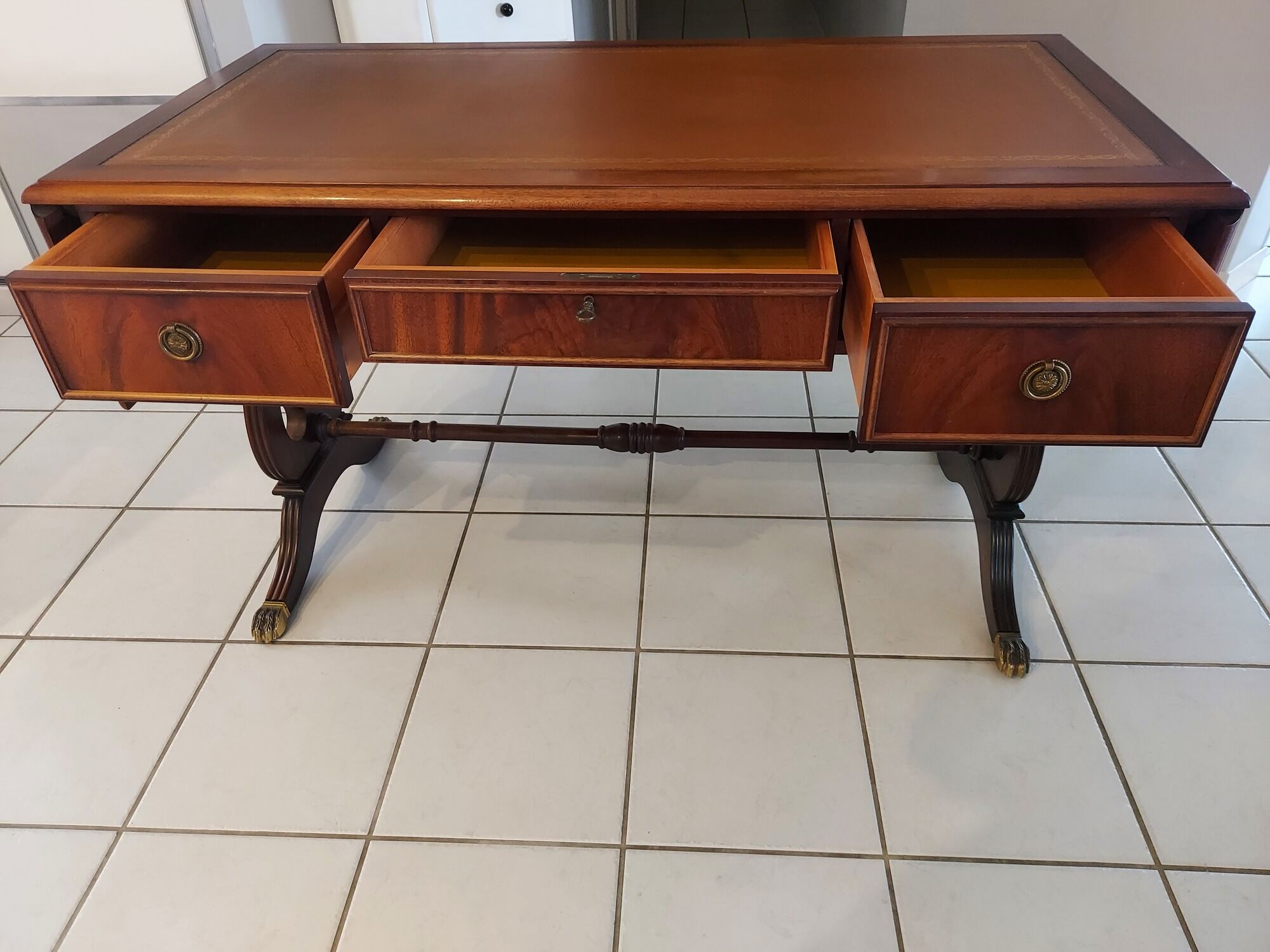 English flap desk and these 2 armchairs early XXeme